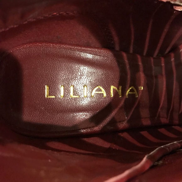 Red heels - Picture 2 of 3